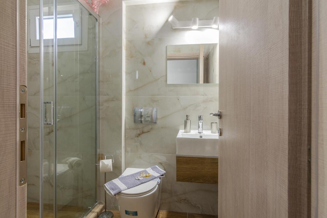 Aphrodite Apartment Атина Екстериор снимка